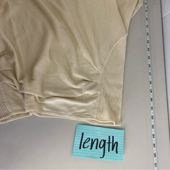 90s Diane Von Furstenberg Silk Blend Lightweight Knit Neutral Top Size Small - Picture 14 of 16